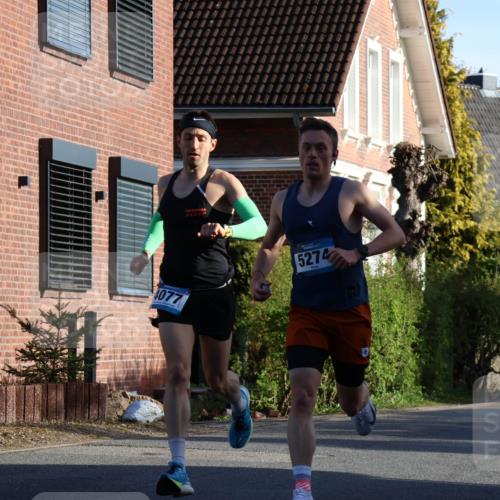 12.04.2026 - 45. Internationalen Wilhelmsburger Insellauf Yannick Fuchs http://msf.ph/oto/9470013 12.04.2026 08:54:16 Laufen 4077, 5274, 2243 meine-sportfotos.de