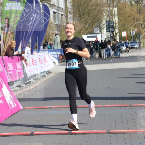 12.04.2026 - 45. Internationalen Wilhelmsburger Insellauf Strokosch-Dieckow http://msf.ph/oto/9470022 12.04.2026 11:25:01 Ziel 2907 meine-sportfotos.de