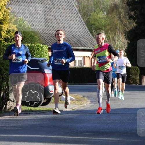 12.04.2026 - 45. Internationalen Wilhelmsburger Insellauf Yannick Fuchs http://msf.ph/oto/9470026 12.04.2026 08:54:18 Laufen 2242, 2983, 2409, 2873 meine-sportfotos.de