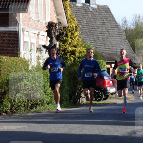 12.04.2026 - 45. Internationalen Wilhelmsburger Insellauf Yannick Fuchs http://msf.ph/oto/9470041 12.04.2026 08:54:19 Laufen 2242, 2983, 2409, 2874, 2873, 5439 meine-sportfotos.de