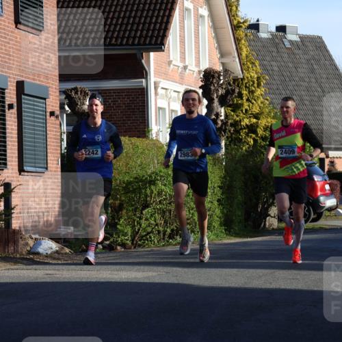 12.04.2026 - 45. Internationalen Wilhelmsburger Insellauf Yannick Fuchs http://msf.ph/oto/9470055 12.04.2026 08:54:21 Laufen 2242, 2983, 2409, 2873, 2874 meine-sportfotos.de
