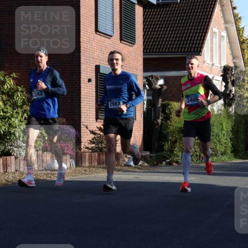 12.04.2026 - 45. Internationalen Wilhelmsburger Insellauf Yannick Fuchs http://msf.ph/oto/9470079 12.04.2026 08:54:23 Laufen 2242, 2983, 2409, 2874 meine-sportfotos.de