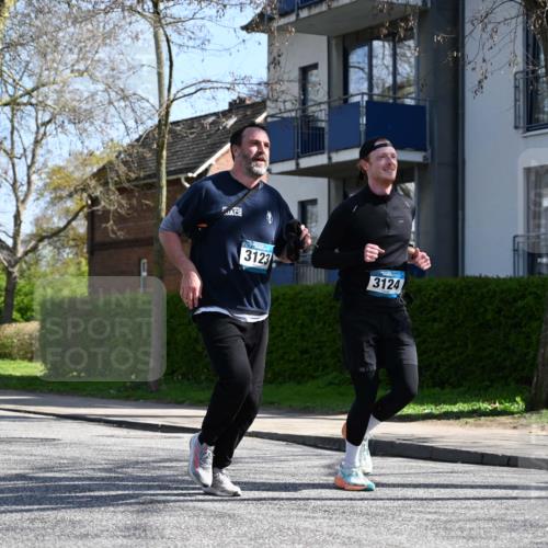 12.04.2026 - 45. Internationalen Wilhelmsburger Insellauf J. Mangold http://msf.ph/oto/9470109 12.04.2026 11:19:25 Ziel 2226, 5571, 5035, 4520, 3124, 3123, 2581, 2788, 4614, 2318, 4058, 3707, 4446, 4165 meine-sportfotos.de