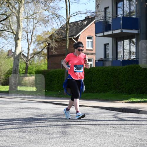 12.04.2026 - 45. Internationalen Wilhelmsburger Insellauf J. Mangold http://msf.ph/oto/9470138 12.04.2026 11:19:33 Ziel 5571, 5035, 4520, 3124, 3123, 2581, 2788, 2788, 4614, 2318, 4058, 3707, 4446, 4165 meine-sportfotos.de