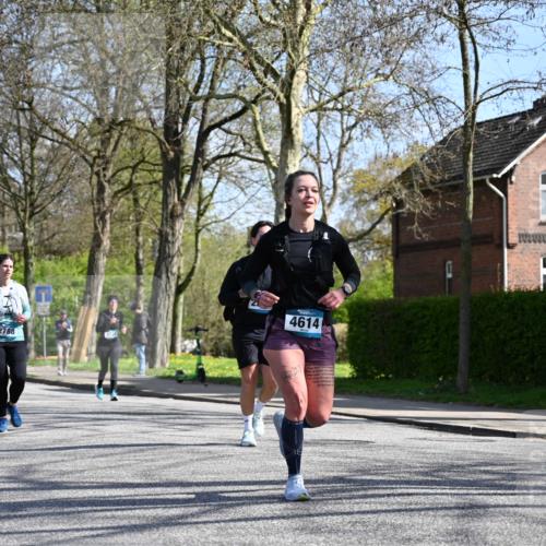 12.04.2026 - 45. Internationalen Wilhelmsburger Insellauf J. Mangold http://msf.ph/oto/9470171 12.04.2026 11:19:43 Ziel 2581, 2788, 4614, 2318, 4058, 3707, 4446, 4165 meine-sportfotos.de