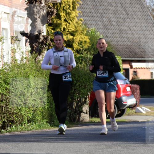 12.04.2026 - 45. Internationalen Wilhelmsburger Insellauf Yannick Fuchs http://msf.ph/oto/9470187 12.04.2026 09:05:15 Laufen 3544, 3545 meine-sportfotos.de