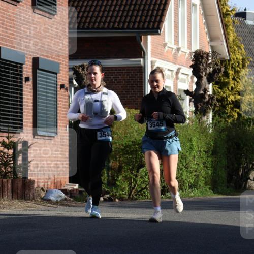 12.04.2026 - 45. Internationalen Wilhelmsburger Insellauf Yannick Fuchs http://msf.ph/oto/9470221 12.04.2026 09:05:18 Laufen 3545, 3544 meine-sportfotos.de