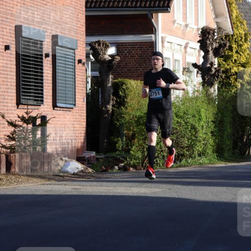 12.04.2026 - 45. Internationalen Wilhelmsburger Insellauf Yannick Fuchs http://msf.ph/oto/9470237 12.04.2026 08:54:34 Laufen 2751, 4012, 676 meine-sportfotos.de