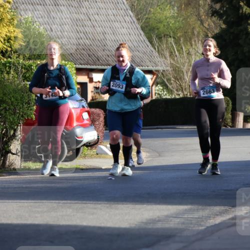 12.04.2026 - 45. Internationalen Wilhelmsburger Insellauf Yannick Fuchs http://msf.ph/oto/9470262 12.04.2026 09:05:23 Laufen 3148, 2093, 2663 meine-sportfotos.de