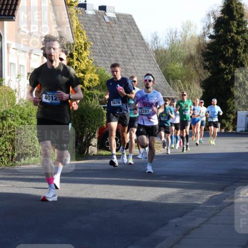12.04.2026 - 45. Internationalen Wilhelmsburger Insellauf Yannick Fuchs http://msf.ph/oto/9470265 12.04.2026 08:54:36 Laufen 4012, 5676, 2281, 2727, 2487 meine-sportfotos.de