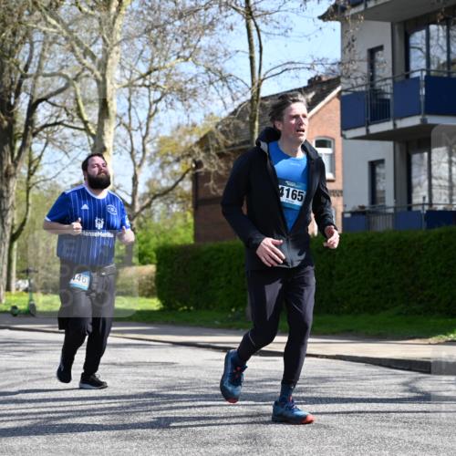 12.04.2026 - 45. Internationalen Wilhelmsburger Insellauf J. Mangold http://msf.ph/oto/9470311 12.04.2026 11:19:51 Ziel 2788, 4614, 2318, 4058, 3707, 4446, 4165 meine-sportfotos.de