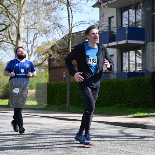 12.04.2026 - 45. Internationalen Wilhelmsburger Insellauf J. Mangold http://msf.ph/oto/9470318 12.04.2026 11:19:51 Ziel 2788, 4614, 2318, 4058, 3707, 4446, 4165 meine-sportfotos.de