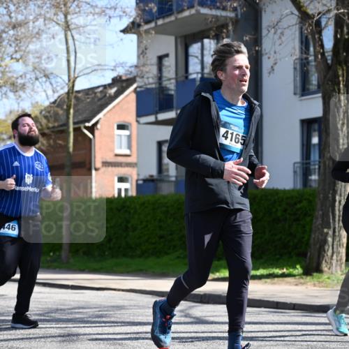 12.04.2026 - 45. Internationalen Wilhelmsburger Insellauf J. Mangold http://msf.ph/oto/9470338 12.04.2026 11:19:52 Ziel 2788, 4614, 2318, 4058, 3707, 4446, 4165 meine-sportfotos.de