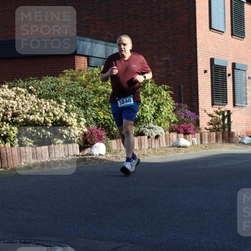 12.04.2026 - 45. Internationalen Wilhelmsburger Insellauf Yannick Fuchs http://msf.ph/oto/9470362 12.04.2026 09:05:38 Laufen 3840 meine-sportfotos.de