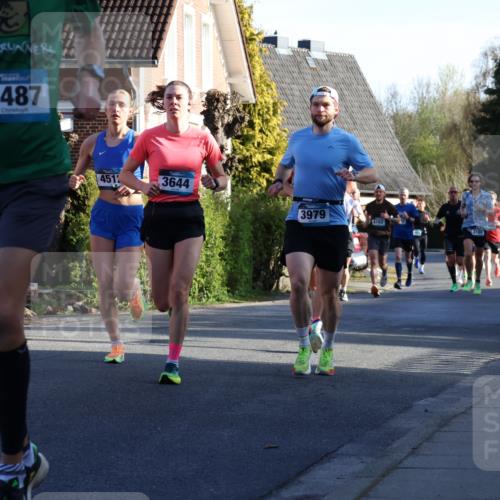 12.04.2026 - 45. Internationalen Wilhelmsburger Insellauf Yannick Fuchs http://msf.ph/oto/9470410 12.04.2026 08:54:45 Laufen 10, 2970, 2487, 4512, 3644, 3979, 4162, 3107 meine-sportfotos.de