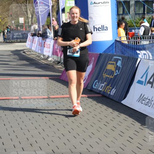 12.04.2026 - 45. Internationalen Wilhelmsburger Insellauf Strokosch-Dieckow http://msf.ph/oto/9470423 12.04.2026 11:25:39 Ziel 4519, 5559 meine-sportfotos.de