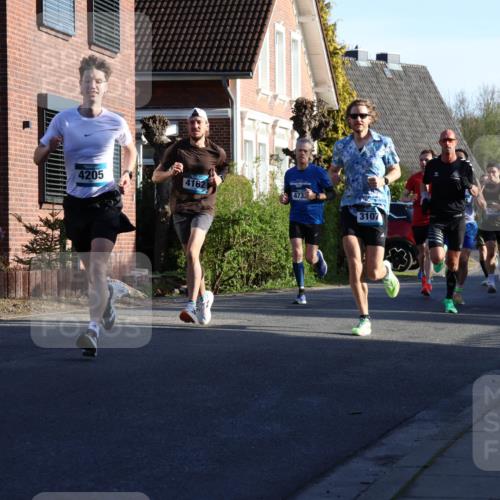 12.04.2026 - 45. Internationalen Wilhelmsburger Insellauf Yannick Fuchs http://msf.ph/oto/9470478 12.04.2026 08:54:50 Laufen 4205, 4162, 473, 5237, 5240, 3107 meine-sportfotos.de