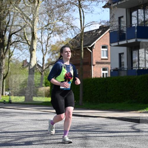 12.04.2026 - 45. Internationalen Wilhelmsburger Insellauf J. Mangold http://msf.ph/oto/9470505 12.04.2026 11:21:25 Ziel 3808, 3537, 3205, 2588, 2518, 2108, 2492, 2466, 4699, 2146, 4813 meine-sportfotos.de