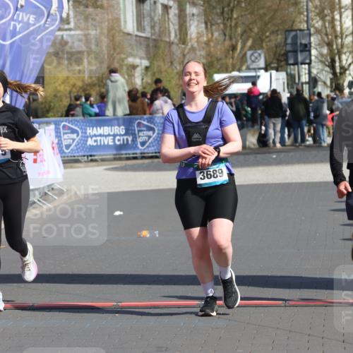 12.04.2026 - 45. Internationalen Wilhelmsburger Insellauf Strokosch-Dieckow http://msf.ph/oto/9470553 12.04.2026 11:26:02 Ziel 2542, 3168, 3775 meine-sportfotos.de