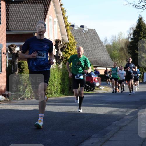 12.04.2026 - 45. Internationalen Wilhelmsburger Insellauf Yannick Fuchs http://msf.ph/oto/9470554 12.04.2026 08:54:56 Laufen 5652, 3682, 5838, 3134 meine-sportfotos.de