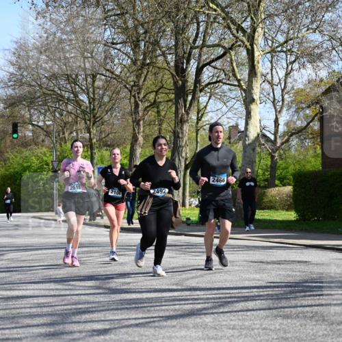 12.04.2026 - 45. Internationalen Wilhelmsburger Insellauf J. Mangold http://msf.ph/oto/9470556 12.04.2026 11:21:36 Ziel 3808, 3537, 3205, 2588, 2518, 2108, 2492, 2466, 4699, 2146, 4813, 3579 meine-sportfotos.de