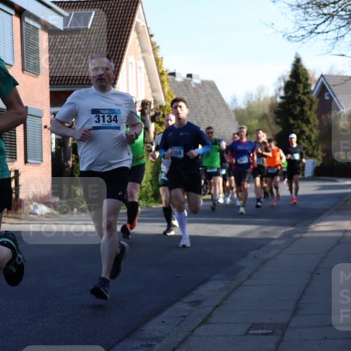 12.04.2026 - 45. Internationalen Wilhelmsburger Insellauf Yannick Fuchs http://msf.ph/oto/9470646 12.04.2026 08:55:04 Laufen 5838, 3134, 2368 meine-sportfotos.de