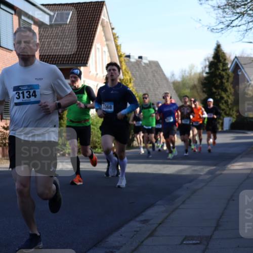 12.04.2026 - 45. Internationalen Wilhelmsburger Insellauf Yannick Fuchs http://msf.ph/oto/9470653 12.04.2026 08:55:04 Laufen 3134, 3368 meine-sportfotos.de
