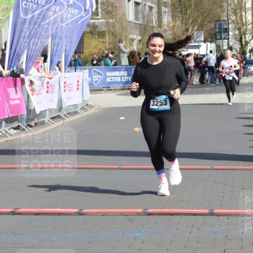 12.04.2026 - 45. Internationalen Wilhelmsburger Insellauf Strokosch-Dieckow http://msf.ph/oto/9470731 12.04.2026 11:26:26 Ziel 3253 meine-sportfotos.de