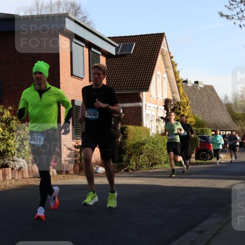12.04.2026 - 45. Internationalen Wilhelmsburger Insellauf Yannick Fuchs http://msf.ph/oto/9470772 12.04.2026 08:55:14 Laufen 2671, 3930, 3771 meine-sportfotos.de