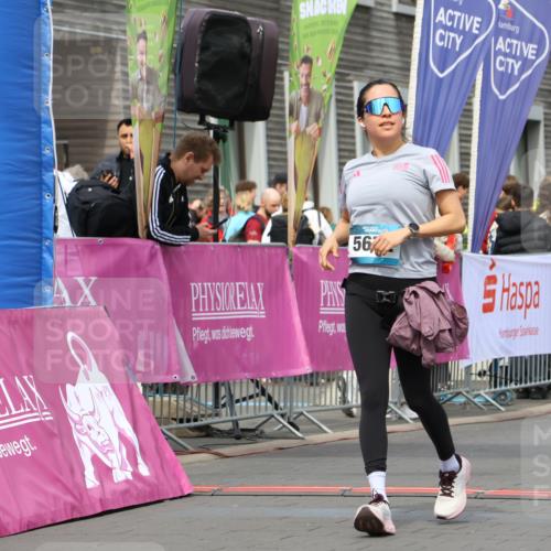 12.04.2026 - 45. Internationalen Wilhelmsburger Insellauf Strokosch-Dieckow http://msf.ph/oto/9470844 12.04.2026 13:38:04 Ziel 5672 meine-sportfotos.de