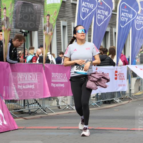 12.04.2026 - 45. Internationalen Wilhelmsburger Insellauf Strokosch-Dieckow http://msf.ph/oto/9470900 12.04.2026 13:38:04 Ziel 5672 meine-sportfotos.de