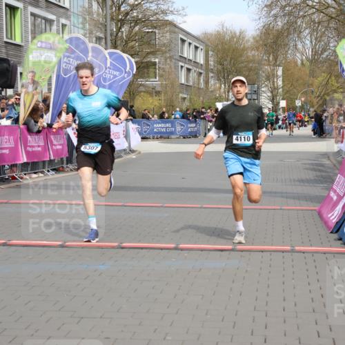 12.04.2026 - 45. Internationalen Wilhelmsburger Insellauf Strokosch-Dieckow http://msf.ph/oto/9470923 12.04.2026 12:52:01 Ziel 4110, 5307 meine-sportfotos.de