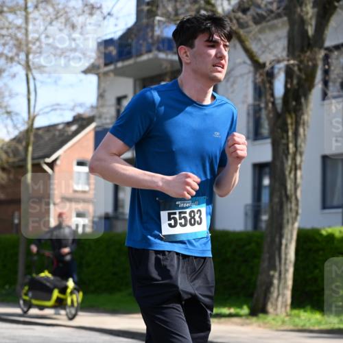 12.04.2026 - 45. Internationalen Wilhelmsburger Insellauf J. Mangold http://msf.ph/oto/9470969 12.04.2026 11:23:29 Ziel 3273, 2556, 2555, 5583 meine-sportfotos.de