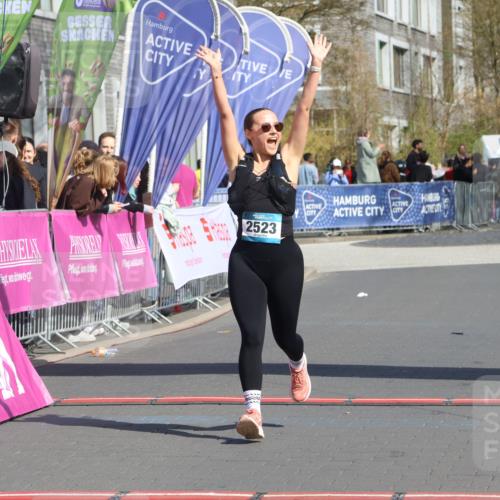12.04.2026 - 45. Internationalen Wilhelmsburger Insellauf Strokosch-Dieckow http://msf.ph/oto/9471089 12.04.2026 11:27:10 Ziel 2523 meine-sportfotos.de
