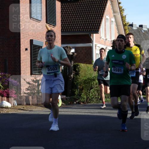 12.04.2026 - 45. Internationalen Wilhelmsburger Insellauf Yannick Fuchs http://msf.ph/oto/9471090 12.04.2026 08:55:39 Laufen 5503, 3355, 5591, 402, 26, 4381 meine-sportfotos.de