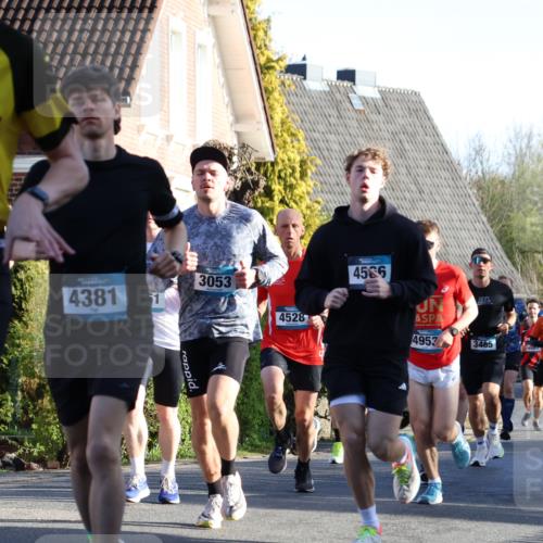 12.04.2026 - 45. Internationalen Wilhelmsburger Insellauf Yannick Fuchs http://msf.ph/oto/9471106 12.04.2026 08:55:41 Laufen 2402, 3053, 4381, 4528, 4566, 547, 4953, 4175, 3485 meine-sportfotos.de