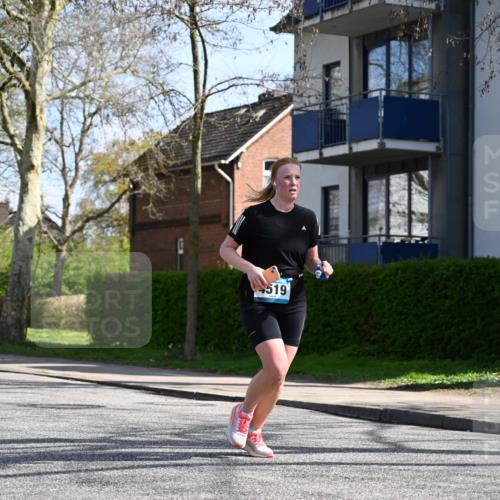 12.04.2026 - 45. Internationalen Wilhelmsburger Insellauf J. Mangold http://msf.ph/oto/9471202 12.04.2026 11:25:04 Ziel 4146, 4519, 5559, 2025, 2025, 2542, 3168, 3775 meine-sportfotos.de