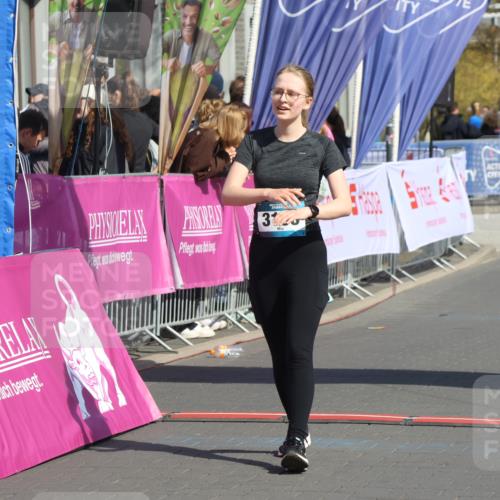 12.04.2026 - 45. Internationalen Wilhelmsburger Insellauf Strokosch-Dieckow http://msf.ph/oto/9471391 12.04.2026 11:27:31 Ziel 3196 meine-sportfotos.de