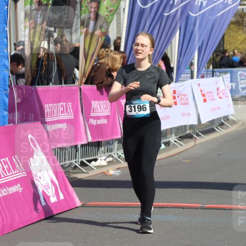 12.04.2026 - 45. Internationalen Wilhelmsburger Insellauf Strokosch-Dieckow http://msf.ph/oto/9471402 12.04.2026 11:27:31 Ziel 3196 meine-sportfotos.de