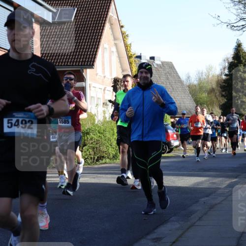 12.04.2026 - 45. Internationalen Wilhelmsburger Insellauf Yannick Fuchs http://msf.ph/oto/9471421 12.04.2026 08:56:06 Laufen 3095, 5492, 46, 5585, 262, 4075 meine-sportfotos.de