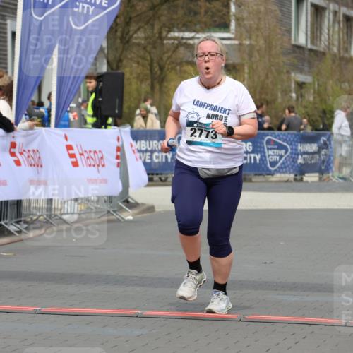 12.04.2026 - 45. Internationalen Wilhelmsburger Insellauf Strokosch-Dieckow http://msf.ph/oto/9471498 12.04.2026 13:37:11 Ziel 2773 meine-sportfotos.de