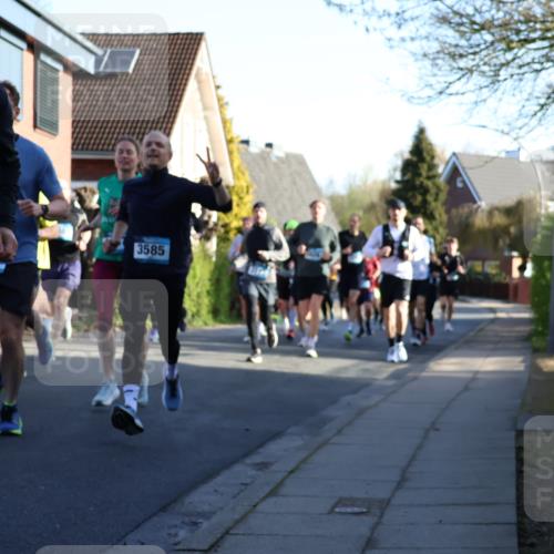 12.04.2026 - 45. Internationalen Wilhelmsburger Insellauf Yannick Fuchs http://msf.ph/oto/9471647 12.04.2026 08:56:24 Laufen 2780, 3585 meine-sportfotos.de