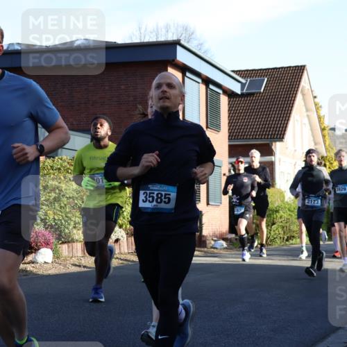 12.04.2026 - 45. Internationalen Wilhelmsburger Insellauf Yannick Fuchs http://msf.ph/oto/9471662 12.04.2026 08:56:25 Laufen 3945, 3585, 2123, 283, 3929, 2265 meine-sportfotos.de