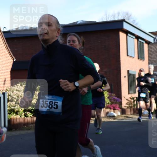 12.04.2026 - 45. Internationalen Wilhelmsburger Insellauf Yannick Fuchs http://msf.ph/oto/9471670 12.04.2026 08:56:26 Laufen 3585, 2123, 1929 meine-sportfotos.de