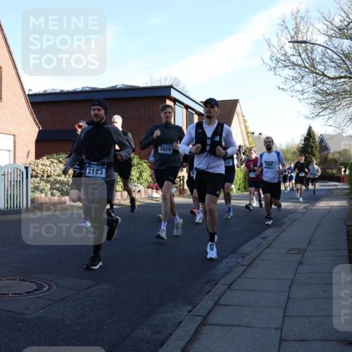 12.04.2026 - 45. Internationalen Wilhelmsburger Insellauf Yannick Fuchs http://msf.ph/oto/9471694 12.04.2026 08:56:28 Laufen 2123, 3929, 2265, 21 meine-sportfotos.de
