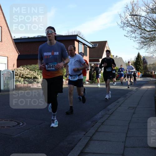 12.04.2026 - 45. Internationalen Wilhelmsburger Insellauf Yannick Fuchs http://msf.ph/oto/9471735 12.04.2026 08:56:31 Laufen 3845, 3327, 3778 meine-sportfotos.de