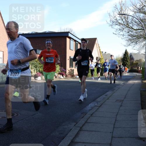12.04.2026 - 45. Internationalen Wilhelmsburger Insellauf Yannick Fuchs http://msf.ph/oto/9471744 12.04.2026 08:56:32 Laufen 3327, 2768, 3778, 4495 meine-sportfotos.de