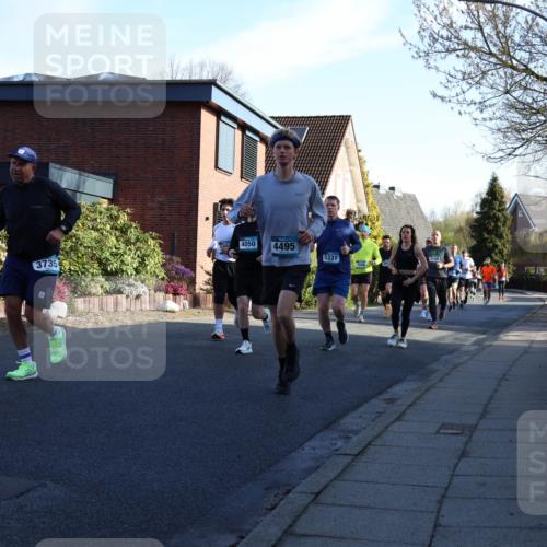 12.04.2026 - 45. Internationalen Wilhelmsburger Insellauf Yannick Fuchs http://msf.ph/oto/9471771 12.04.2026 08:56:33 Laufen 4050, 3735, 4495, 5331, 3144, 2048 meine-sportfotos.de