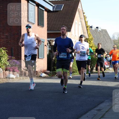 12.04.2026 - 45. Internationalen Wilhelmsburger Insellauf Yannick Fuchs http://msf.ph/oto/9471845 12.04.2026 08:56:39 Laufen 2456, 2459, 3708, 2192, 2181 meine-sportfotos.de