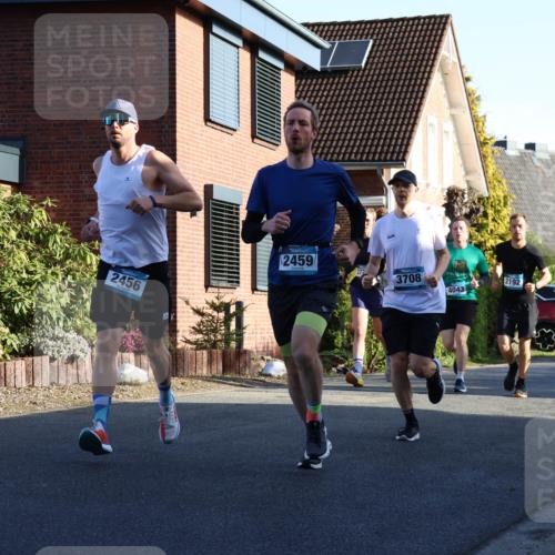 12.04.2026 - 45. Internationalen Wilhelmsburger Insellauf Yannick Fuchs http://msf.ph/oto/9471851 12.04.2026 08:56:40 Laufen 2456, 2459, 3708, 2192, 4043 meine-sportfotos.de